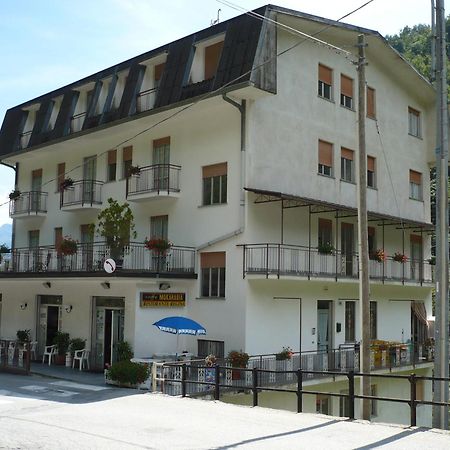 Albergo Ristorante Regina Bognanco Exteriör bild