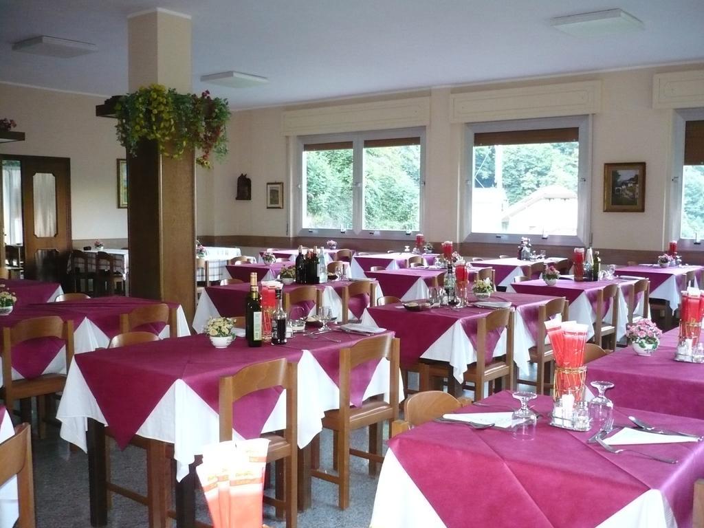 Albergo Ristorante Regina Bognanco Exteriör bild