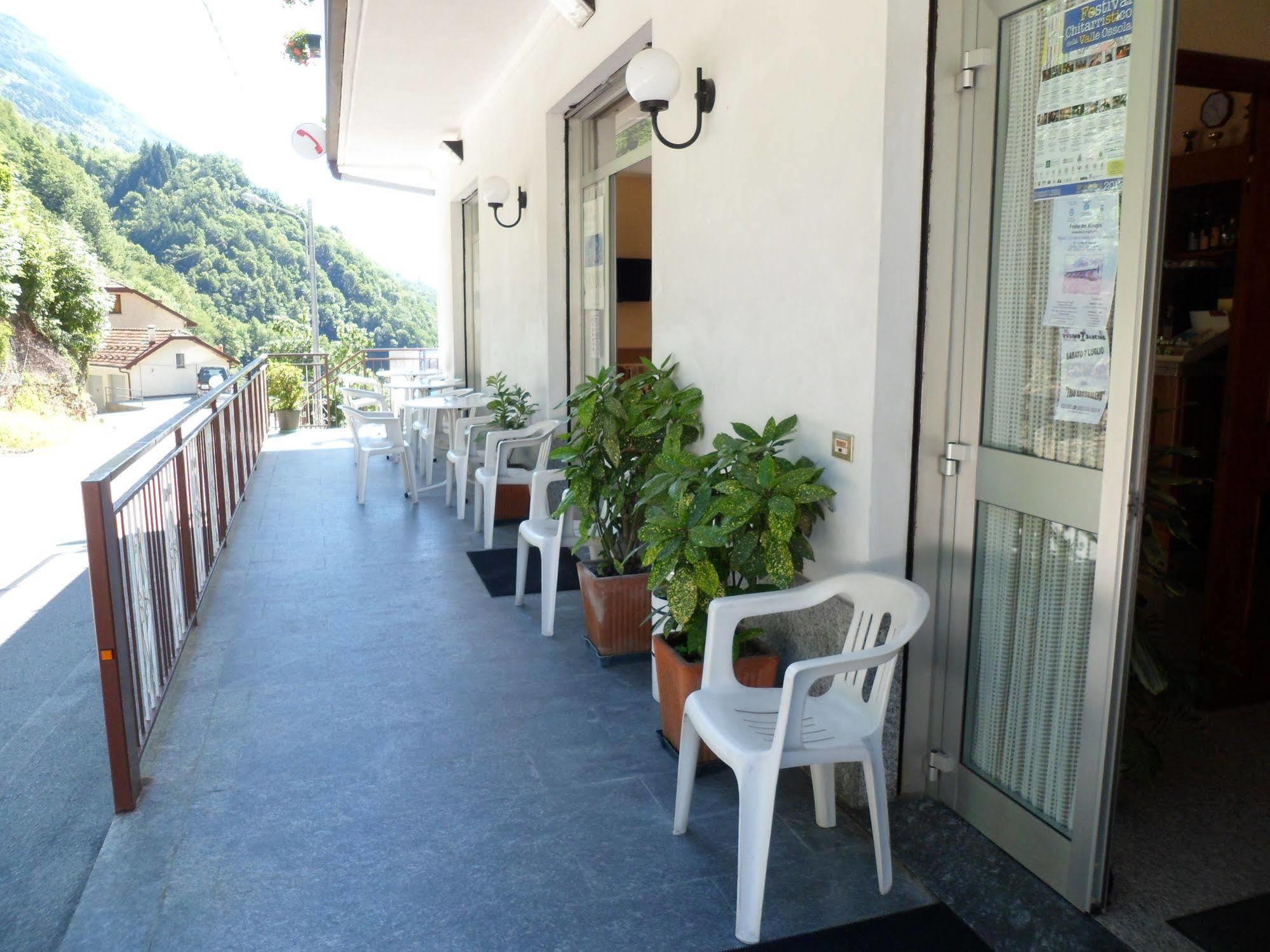 Albergo Ristorante Regina Bognanco Exteriör bild